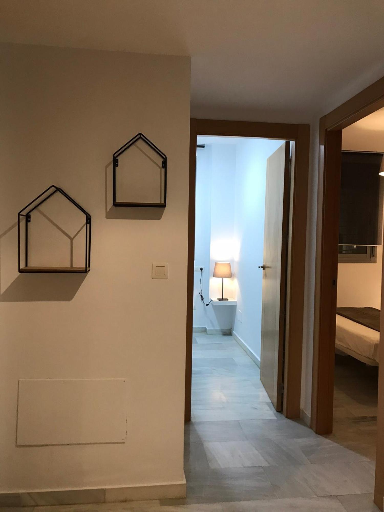 Malaga Boutique Stay - Carlos Haya Area With Parking 外观 照片